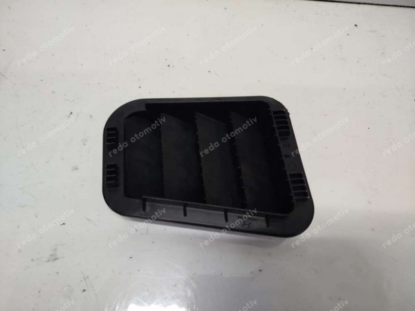 Hyundai Bayon İ20 Arka Sol Havalandırma Izgarası 97510-C8000 SP YP (BA120)