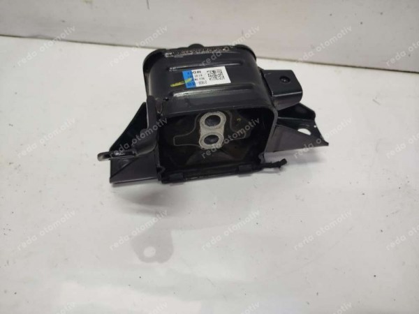 Hyundai Bayon İ20 Motor Kulağı Takozu 21830-Q0100 SP YP (AA120)