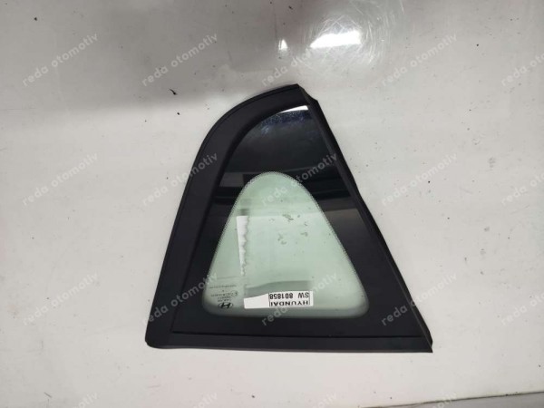 Hyundai Bayon Sol Arka Kelebek Küstod Camı 87810-Q0710 SP YP (LC125)