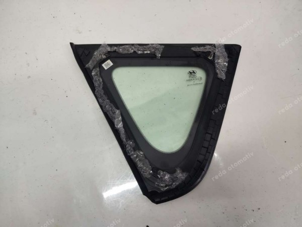 Hyundai Bayon Sağ Arka Kelebek Küstod Camı 87820-Q0710 CP (LC125)