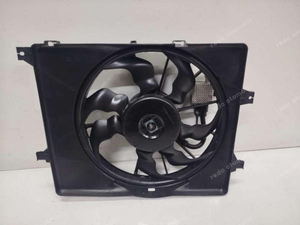 Hyundai Bayon İ20 Fan Davlumbazı Motoru Komple 25380Q0300 SP YP (BF110)