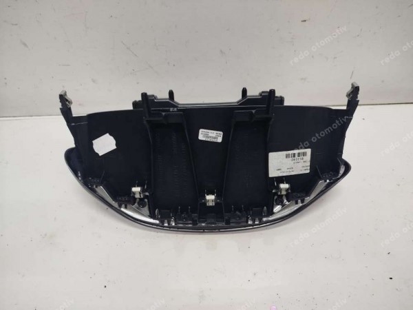 Renault Megane 4 Faz 2 Siperlik Torpido Alt Kaplama Plastiği 682645433R YP (BE110)