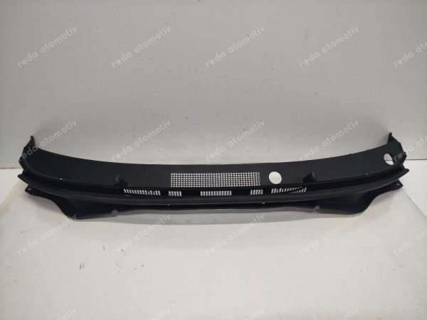 Hyundai Bayon İ20 Ön Cam Alt Izgarası 86150-Q0100 SP YP (MB130)
