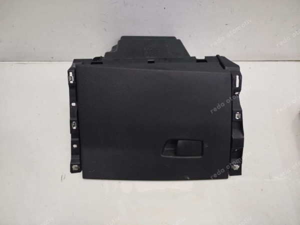 Renault Clio 5 Torpido Çekmecesi Kapağı 681081071R SP (BE110)