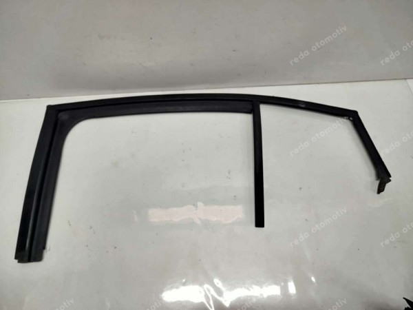 Renault Taliant Sol Arka Kapı Cam Fitili 823319666R SP (BE120)