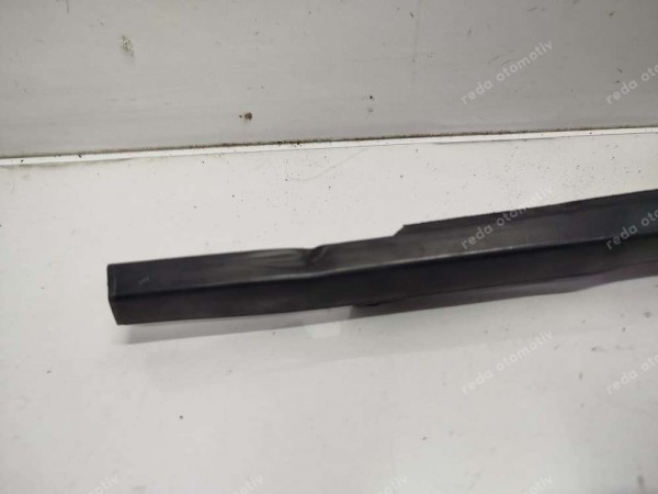 Renault Taliant Sol Arka Kapı Camı Dış Sıyırıcı Fitili 828215870R SP (BE120)