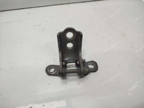 Renault Clio 5 Sol Ön Kapı Üst Menteşesi 804004057R SP (BF120)