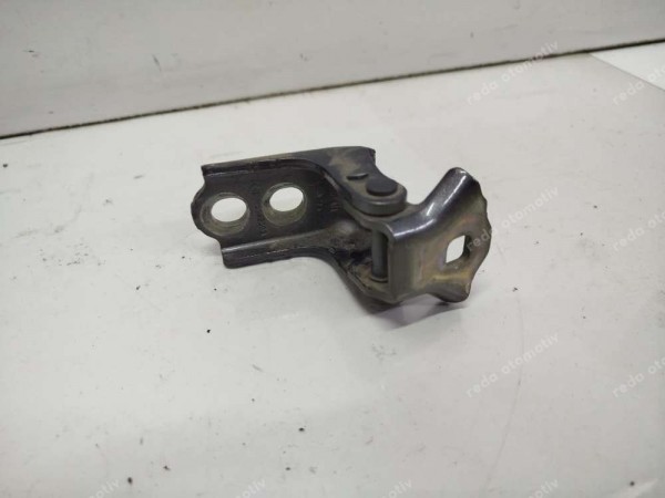 Renault Clio 5 Sol Arka Kapı Alt Menteşesi 804007836R SP (BF120)