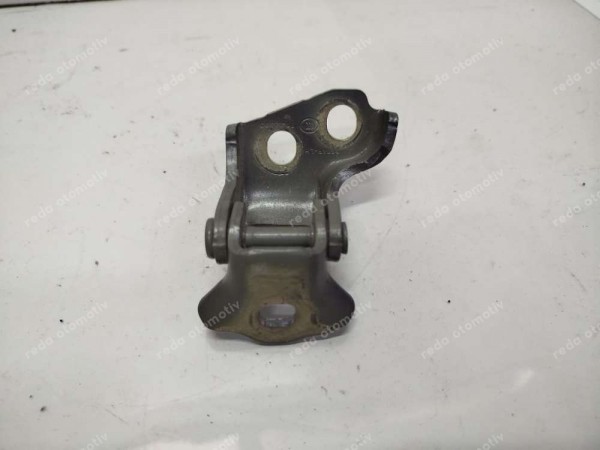 Renault Clio 5 Sol Ön Kapı Alt Menteşesi 804006726R SP (BF120)