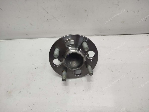 Hyundai Bayon İ20 Stonic Arka Teker Poryası Göbeği 52730-H8500 SP YP (CG120)