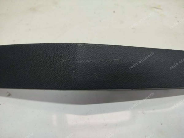 Renault Megane E-Tech Torpido Kapağı Yan Bakaliti Braketi 685223395R SP (EA111)