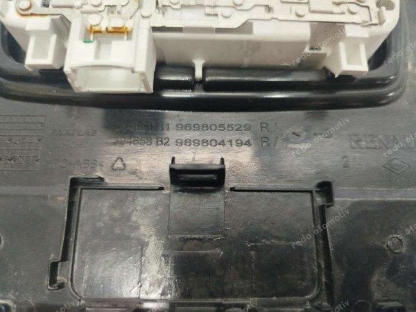Renault Clio 5 Tavan Lambası İç Aydınlatma 969804194R 969805529R SP HP (FA121)