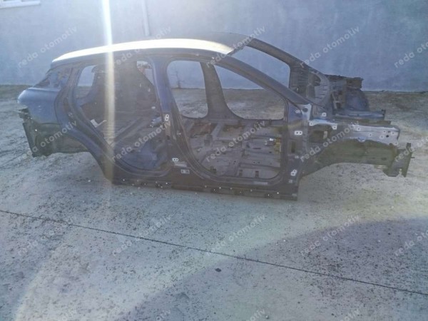 Renault Megane E-Tech Ön Şase Arka Çamurluk Kupa Komple SP
