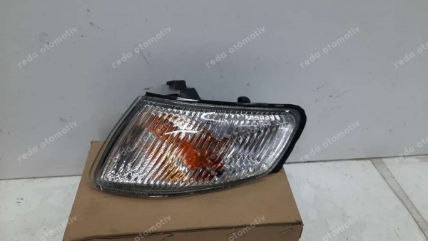 Mazda 626 Sol Ön Sinyal Lambası 98/00 GG4T-51-07XC YS YP (İA120)