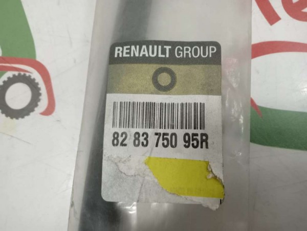 Renault Clio 4 Arka Kapı Üst Lastiği Orjinal YP