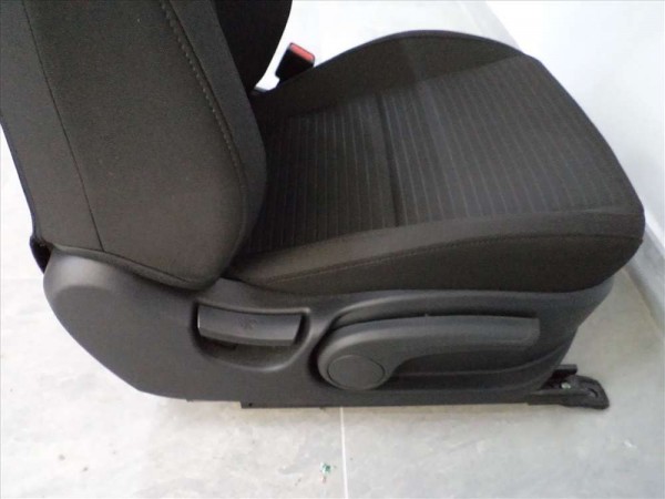 Hyundai İ20 Sağ Ön Koltuk Airbag Kemer Tokası Sağdan Direksiyon Sökme 88004-Q0060 B6B YP