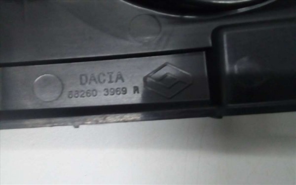 Dacia Duster Radyo Panel Çerçevesi 682603572R CP HP D-A-130