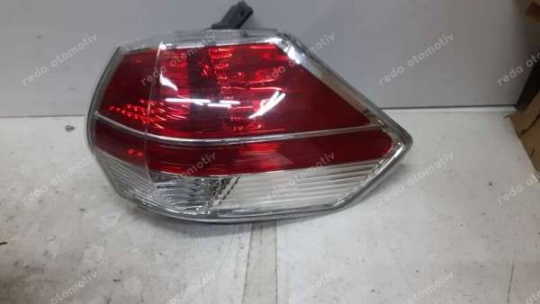 Nissan X-Trail Sağ Dış Stop Lambası 26554-4CA0A CP YS (FE120)