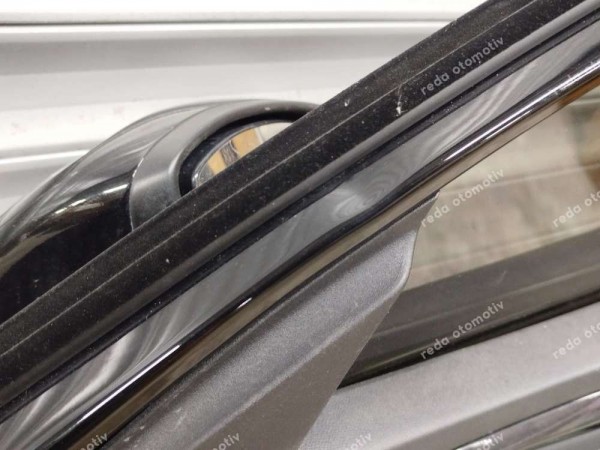 Opel Corsa F Sağ Ön Kapı Dolu (Siyah) 9837705880 SP HP (İC110)