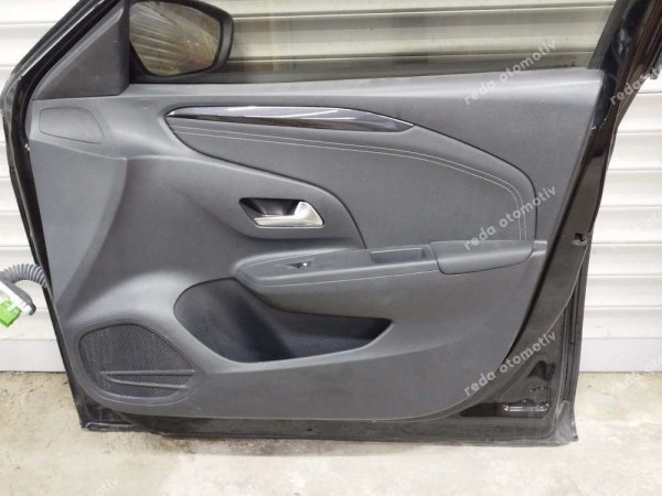 Opel Corsa F Sağ Ön Kapı Dolu (Siyah) 9837705880 SP HP (İC110)