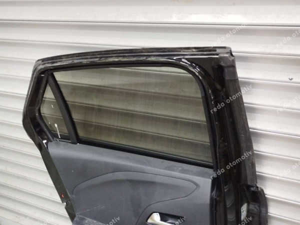 Opel Corsa F Sol Arka Kapı Dolu (Siyah) 9837706080 SP HP (İC110)