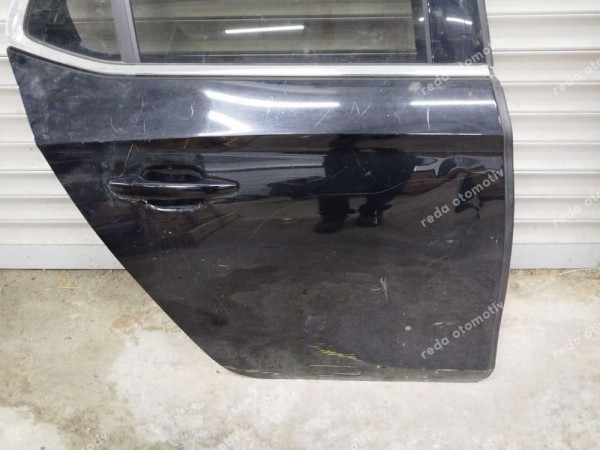 Opel Corsa F Sağ Arka Kapı Dolu (Siyah) 9837705980 SP HP (İC110)