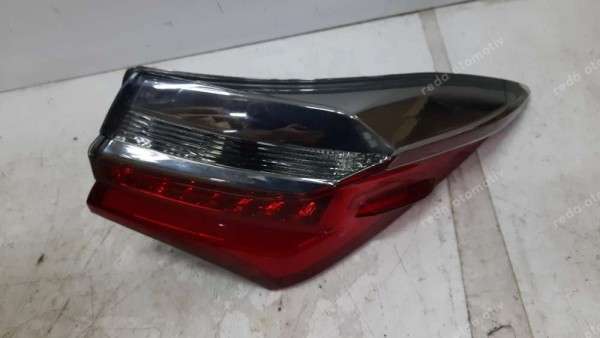 Toyota Corolla Dış Sağ Stop Lambası 81550-02A80 HP YS YP (FE120)