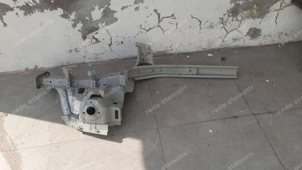 Hyundai İ20 Sol Ön Şase Kolu / Amortisör Kulesi 64500-Q0000 YP (FA109)