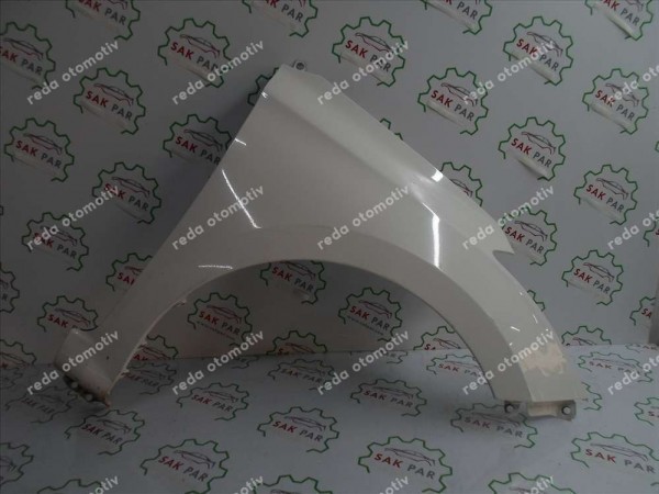 Hyundai İ20 Sağ Ön Çamurluk ve Bakaliti İzolatör (Beyaz) 66321-C8000 CP HP (JH110)