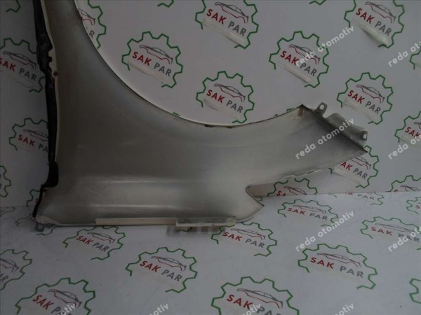 Hyundai İ20 Sağ Ön Çamurluk ve Bakaliti İzolatör (Beyaz) 66321-C8000 CP HP (JH110)