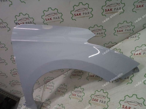 Hyundai İ20 Sağ Ön Çamurluk ve Bakaliti İzolatör 66321-C8000 84142-C8000 CP (JH110)
