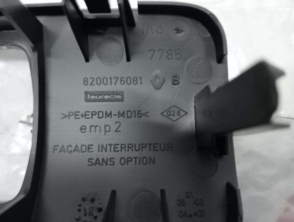 Renault Far Anahtar Çerçevesi Plastik Kapak Orjinal 8200176081 YP [C-A-120]