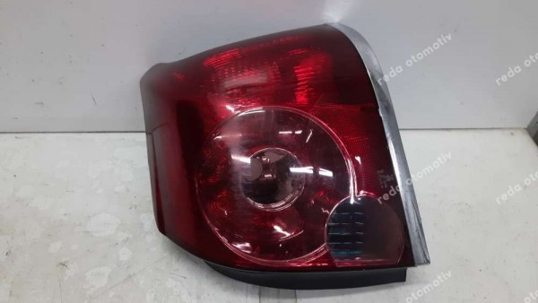 Toyota Avensis Sağ Stop 03/05 HP YS CP (FD120)