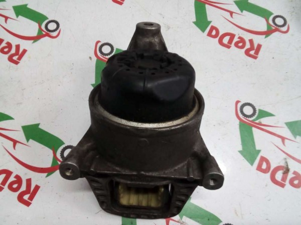 Audi A4 A5 Motor Takozu Sağ 8W0199372CA CP (A-C-110)