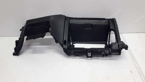 Hyundai İ20 Bayon Ön Konsol Orta Bağlantı 84760-Q0000 SP YP (GD-120)