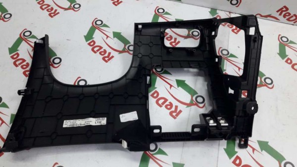 Hyundai Bayon Ön Konsol Alt Paneli 84750-Q0150 84751-Q0100 SP YP