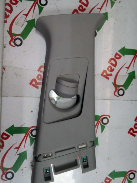 Hyundai İ20 Sağ Orta Direk Üst Kaplama Bakaliti Trimi 85840-Q0100 85841-Q0100 SP YP