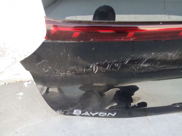 Hyundai Bayon Bagaj Kapağı Dolu Orjinal 72800-Q0410 HP CP