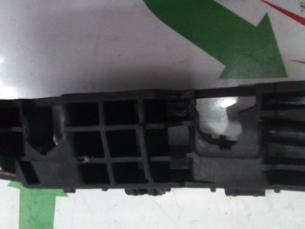 Hyundai İ20 Arka Tampon Bakaliti Sağ 86652-Q0000 86654-Q0000 SP YP