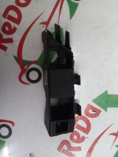 Hyundai İ20 Arka Tampon Bakaliti Sağ 86652-Q0000 86654-Q0000 SP YP