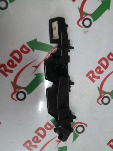 Hyundai Bayon Ön Tampon Sağ Yan Bağlantısı 86552-Q0AA0 SP YP