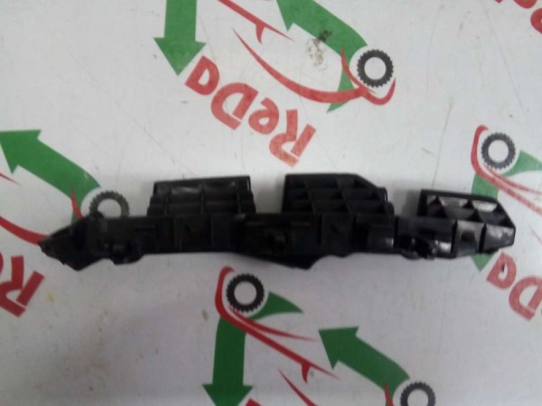 Hyundai Bayon Ön Tampon Sol Yan Bağlantısı 86551-Q0AA0 SP YP