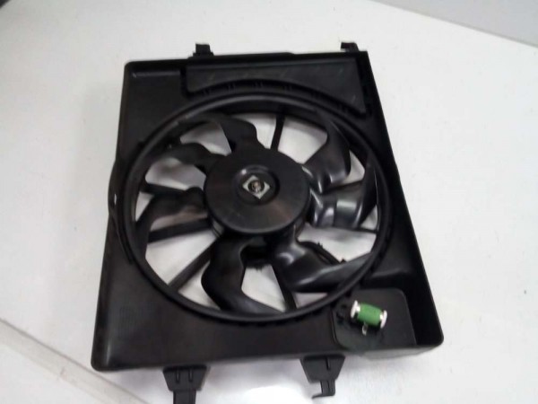 Hyundai İ20 Bayon Fan Davlumbazı / Motoru Komple 25380-Q0150 25304-Q0010 SP YP