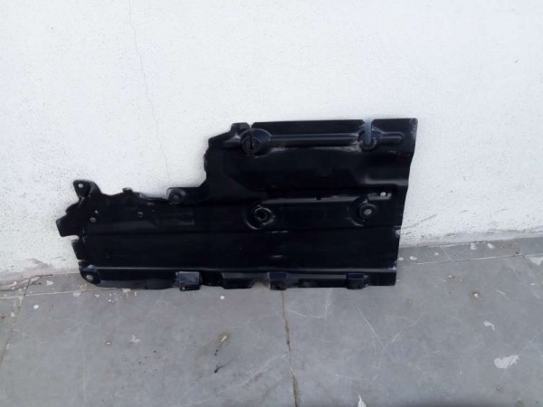 Renault Taliant Dacia Sandero Sağ Alt Muhafaza Sacı Plastiği 748143712R / 748141818R CP