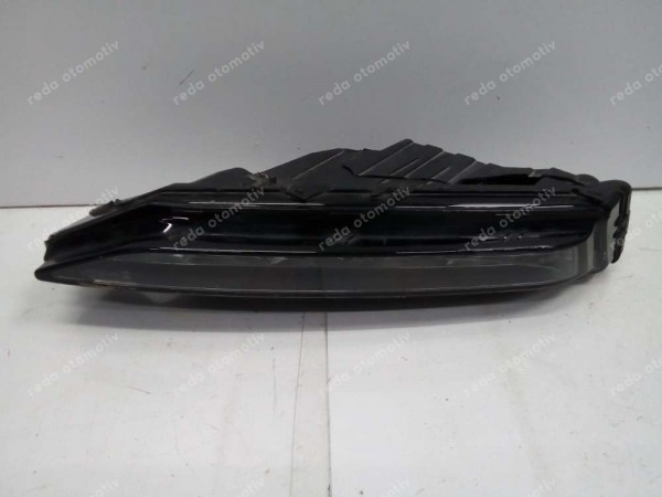 Skoda Superb B8 (3V) Ön sis lambası 3V0941699B 90150336 HP CP