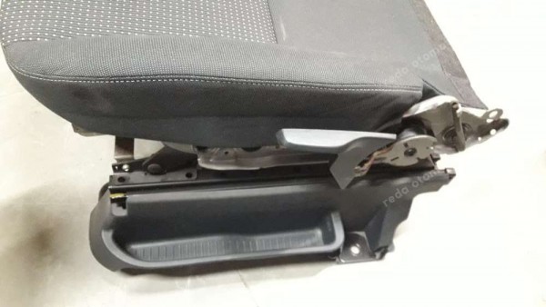 Ford Cmax Sol Ön Alt Koltuk CP