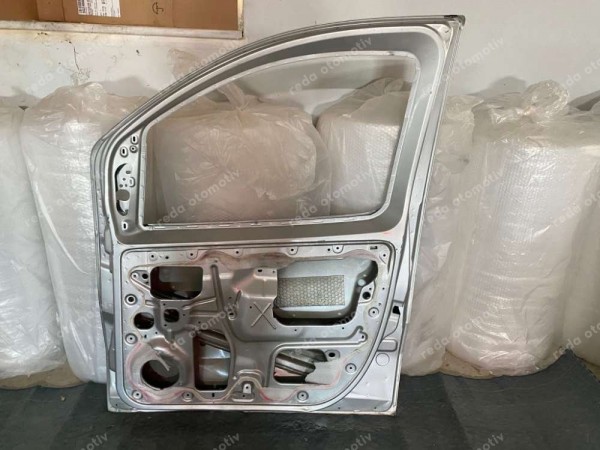 Fiat Fiorino Sağ Ön Kapı (16-20)