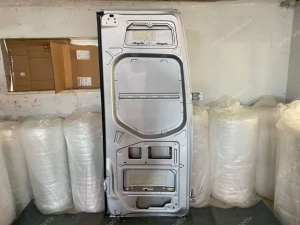 Mercedes Sprinter Sol Arka Bagaj Kapısı
