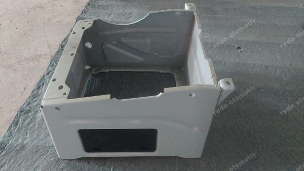 Mercedes Sprinter Koltuk Kızak Kapağı