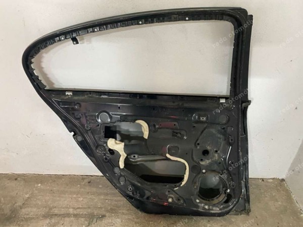 Renault Latitude Sol Arka Kapı